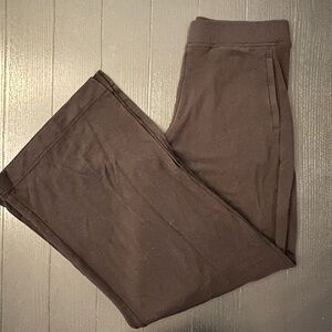 “Lou & Grey” Women’s Black cozy wide legged Pants